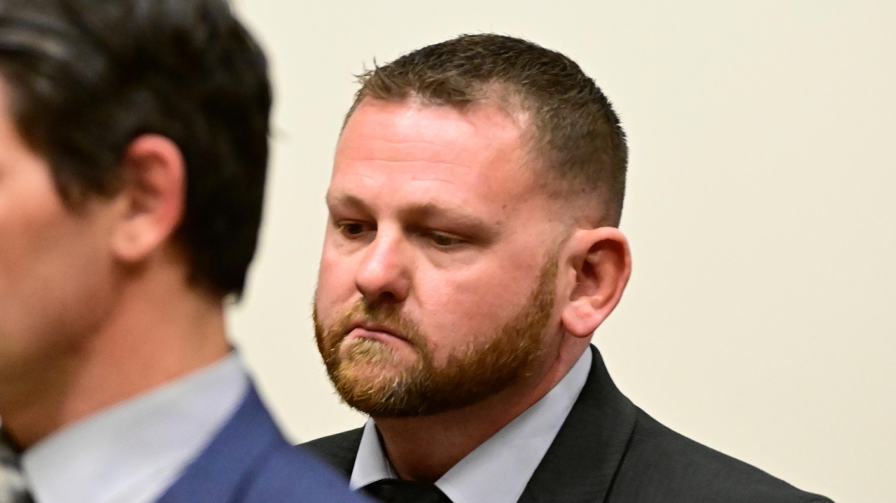1 officer convicted, 1 acquitted in death of Elijah McClain - Vimarsana News