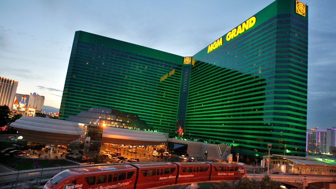 FBI investigates cybersecurity issue at MGM Resorts while casinos and hotels stay open across US - Vimarsana News