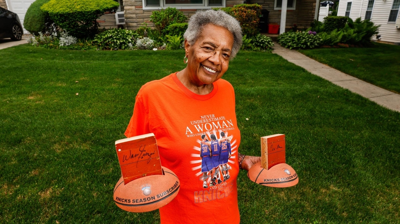 Meet Rockville Centre's Lavert Henderson-Hobbs, a Knicks superfan since the 1970s
