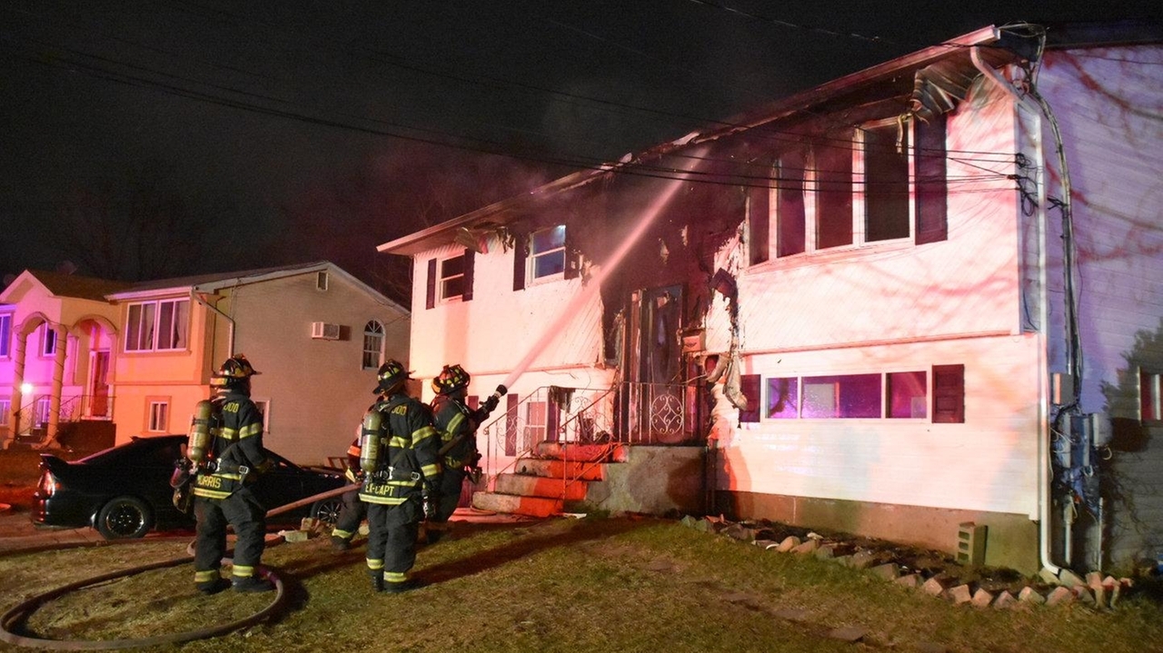 Brentwood house fire injures 1, officials say Newsday