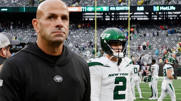 Zach Wilson of the Jets and head coach Robert Saleh...