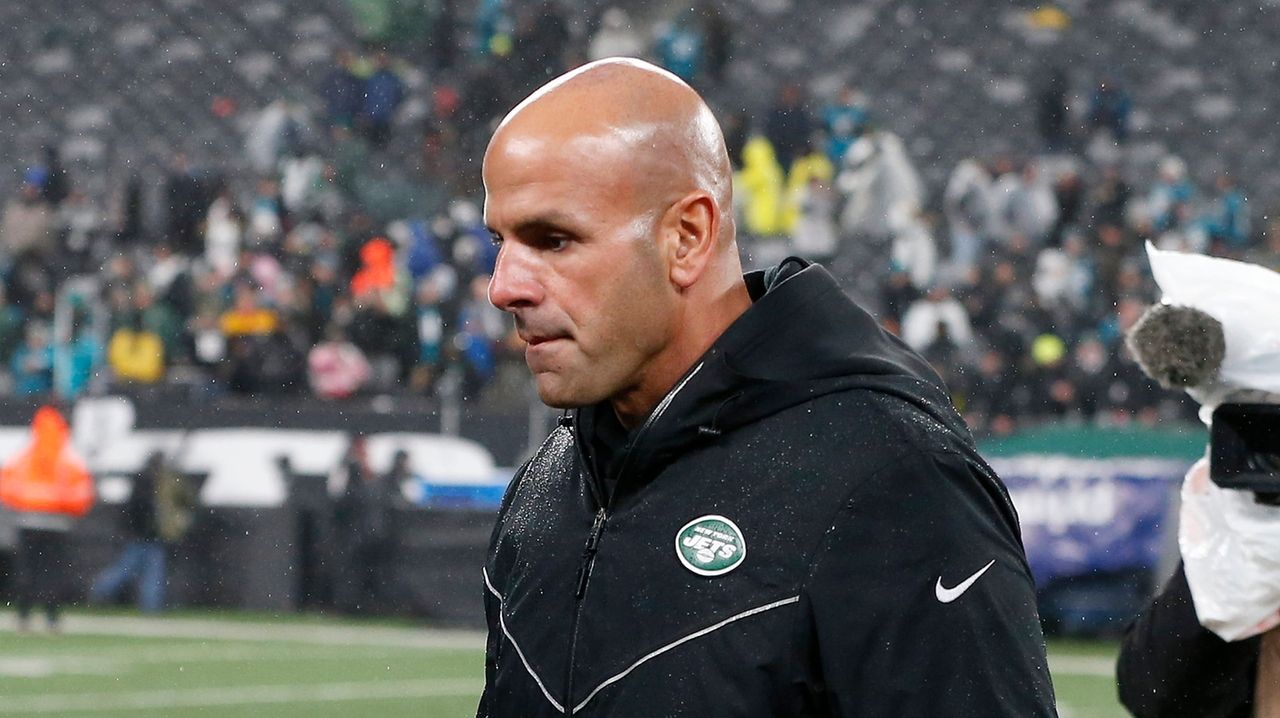 Robert Saleh: Jets' chances of making playoffs are 'farfetched'