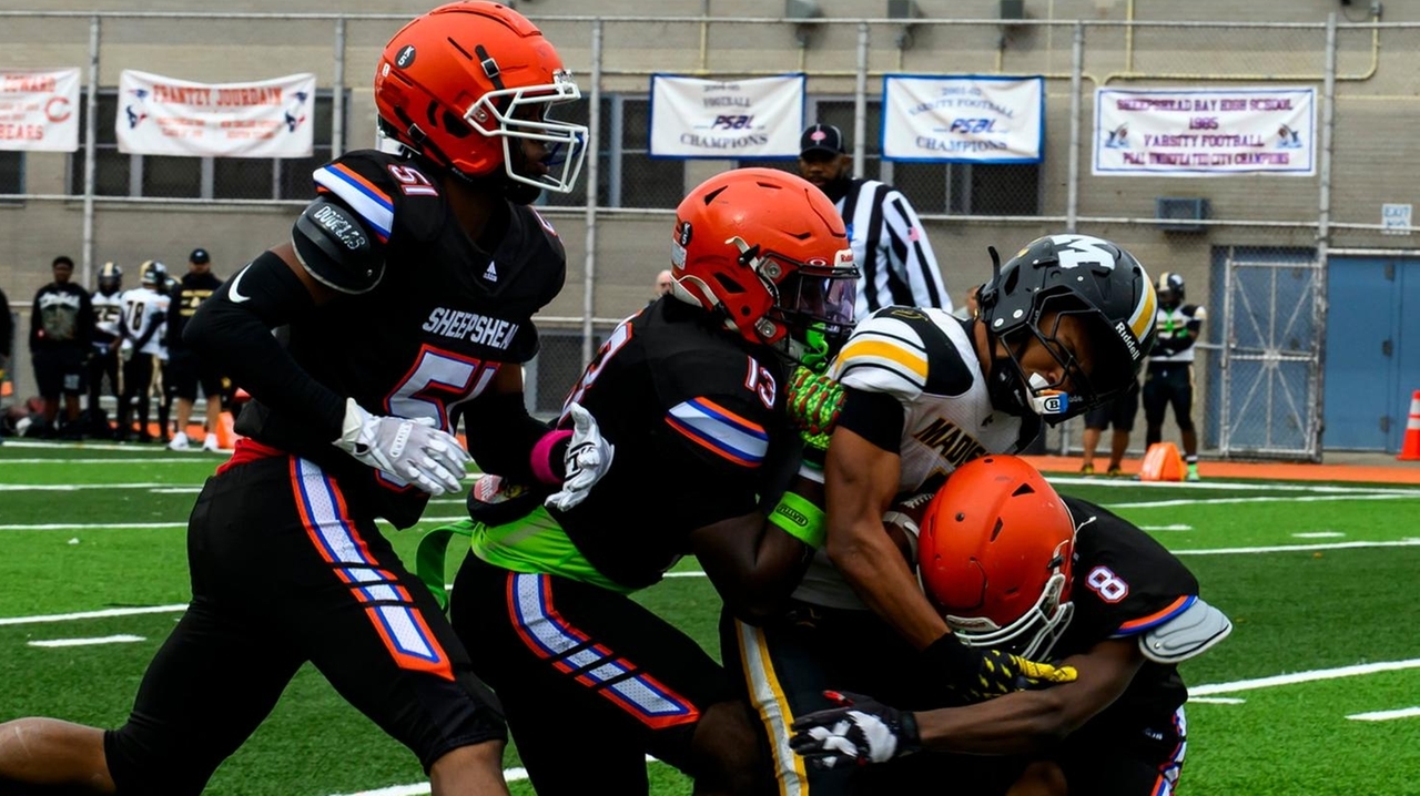 Photos: PSAL football — James Madison at Sheepshead Bay - Newsday