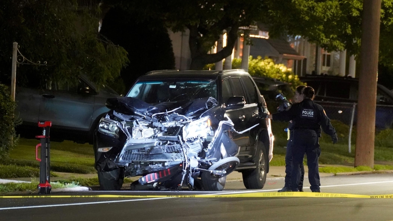 Robbery suspect, 15, dies when e-bike collides with SUV, police say ...