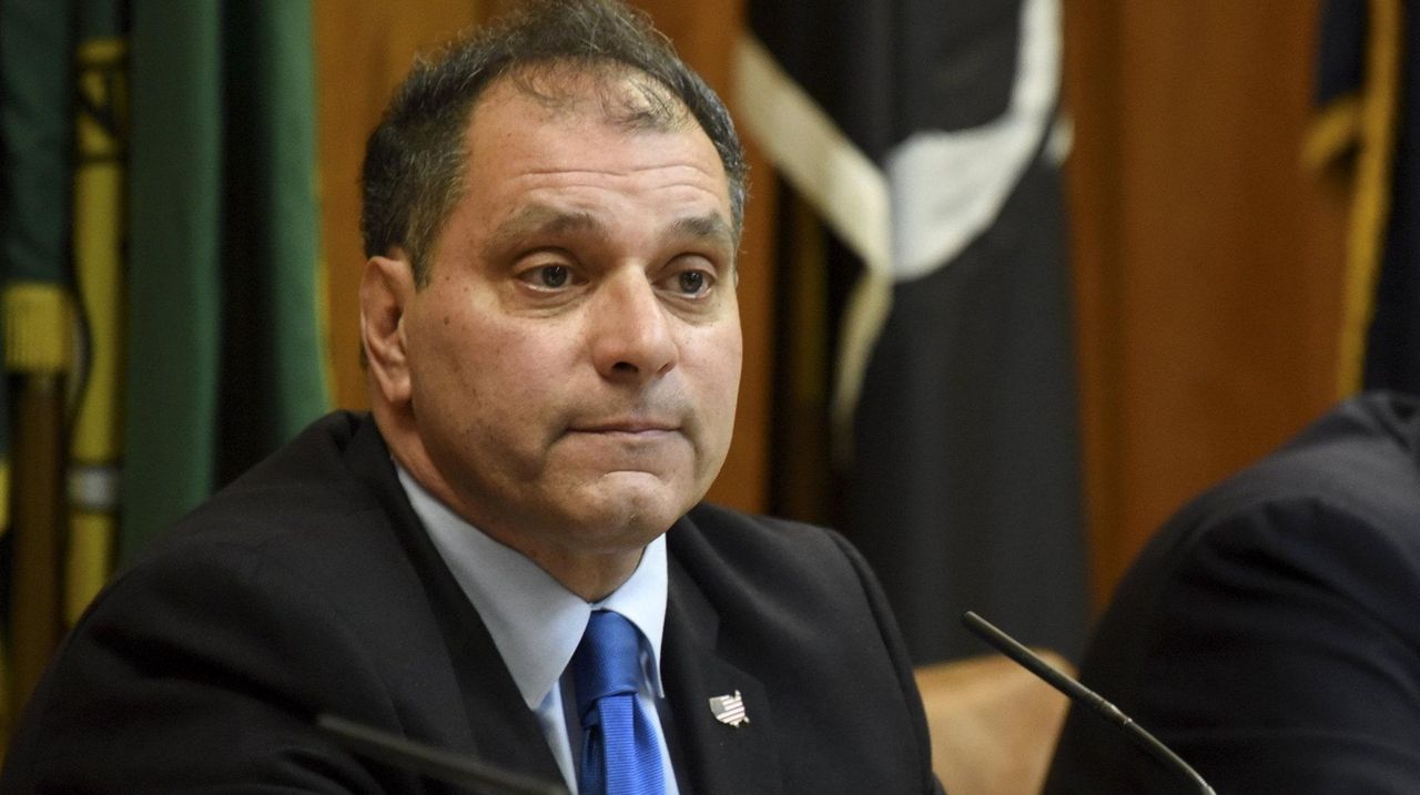 Proposed 311M Oyster Bay budget keeps tax levy flat, boosts spending