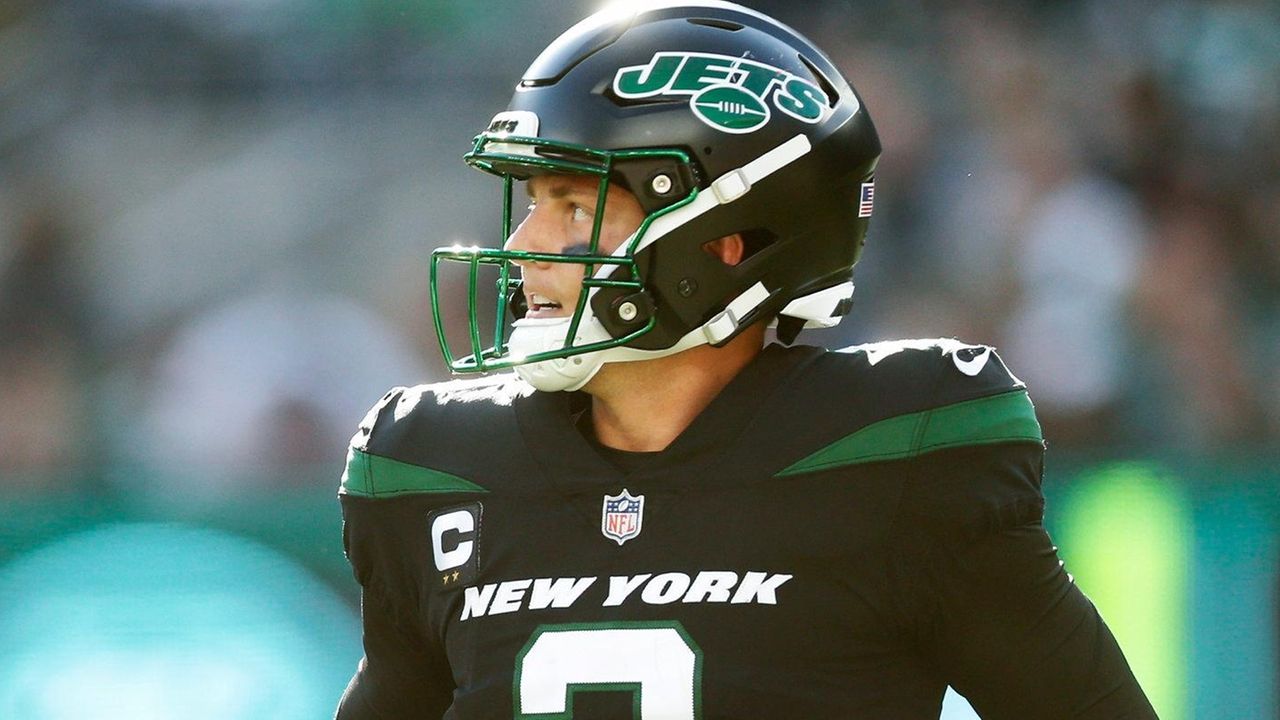 Robert Saleh's Patient Approach With Zach Wilson Pays Off in Jets' Loss to  Chiefs - Sports Illustrated