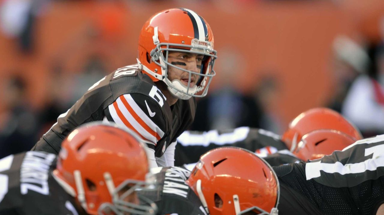 Johnny Manziel back to work in Cleveland - Newsday