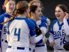 Arielys Cortes' walk-off, two-run single wins it for Hauppauge softball