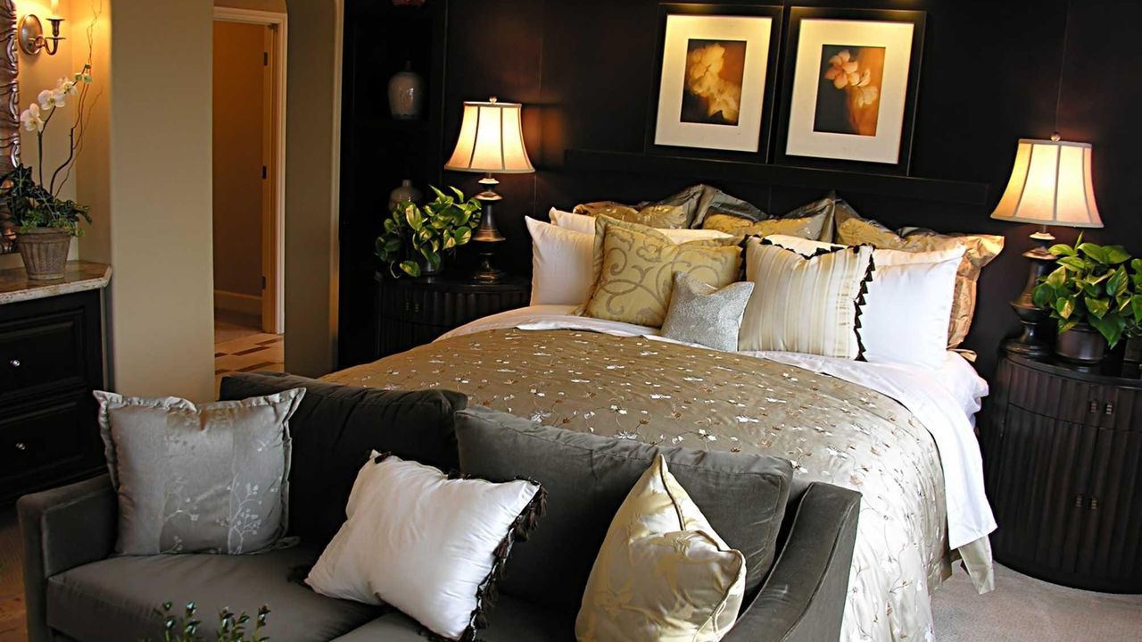 12 Styling Tips to Make the Foot of Your Bed a Functional Space