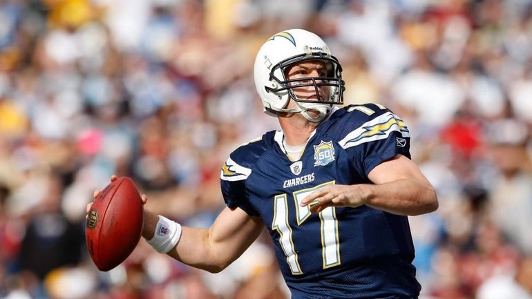 Philip Rivers looks masterful as Chargers buoy playoff hopes with fourth  straight win – Press Enterprise