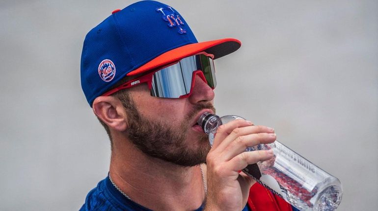 Pete Alonso continues to push for Mets' black jerseys for 2021: 'Bring that  swagger back