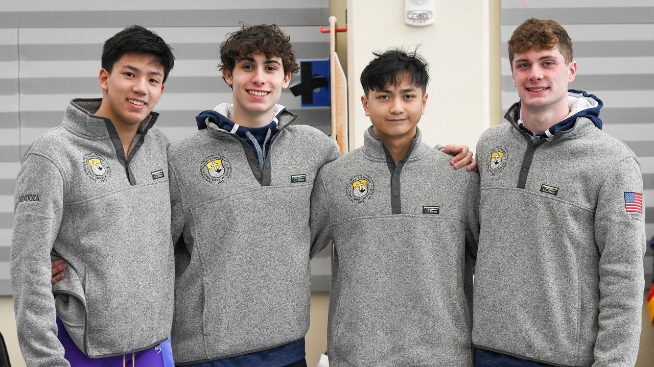 St. Anthony's 200yard medley relay enjoys recordsetting title Newsday