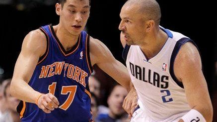 Dallas Mavericks point guard Jason Kidd (2) and New York...