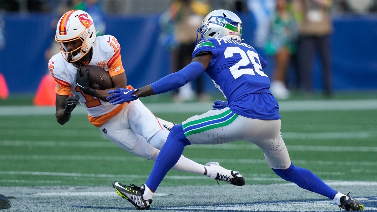 Seahawks' defensive depth being challenged as injuries stack up - Newsday