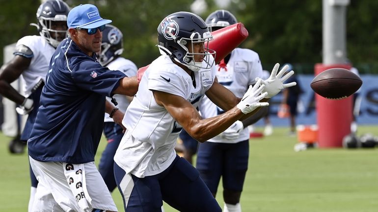 Tennessee Titans joint practice with Minnesota Vikings in NFL