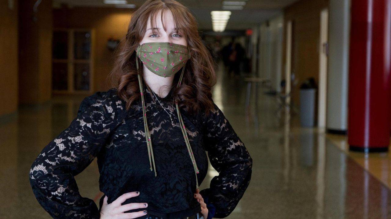 More Long Island schools bringing kids back to school full time Newsday