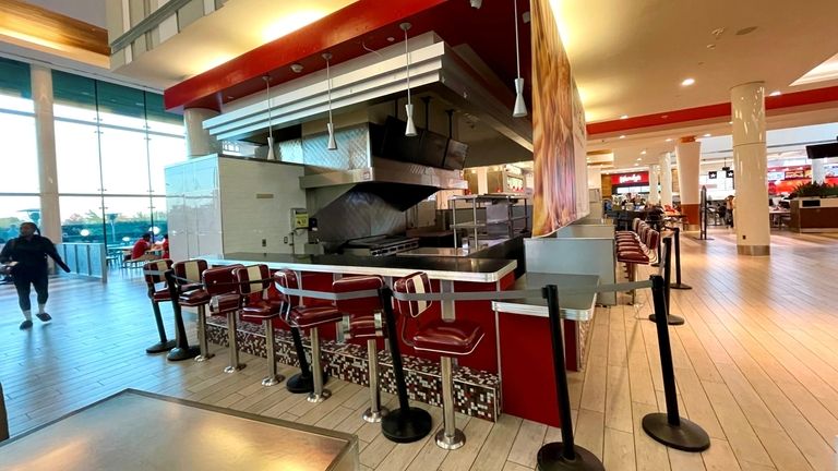 Johnny Rockets To Reopen Jersey Gardens Restaurant