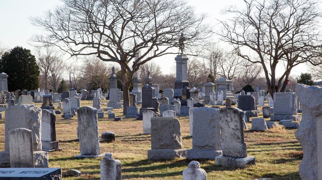 Hempstead board increases fees at Greenfield Cemetery Newsday