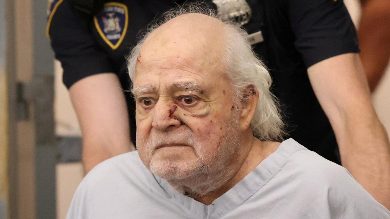 Alleged drunken driver in LI nail salon crash that killed 4 rejects plea deal