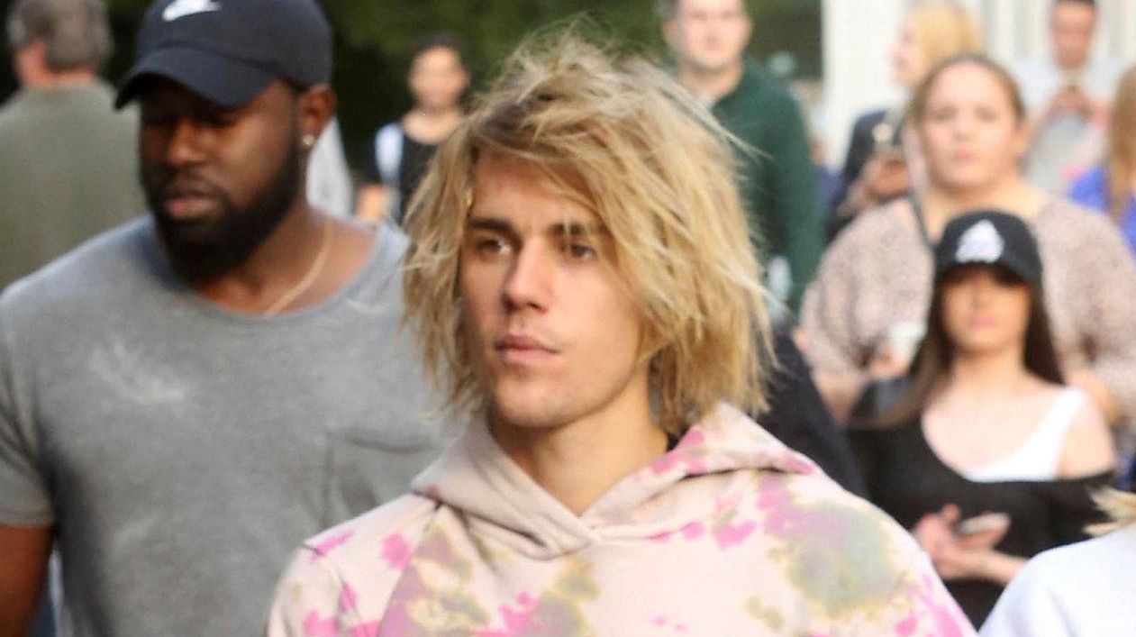 Justin Bieber Keeps Wearing Hotel Slippers In Public
