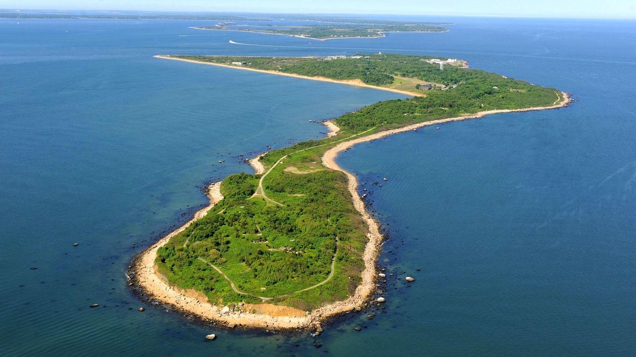 NY, Conn. lawmakers Block Plum Island sale Newsday