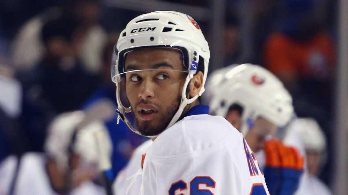 Josh Ho-Sang is back with Islanders with positive attitude - Newsday