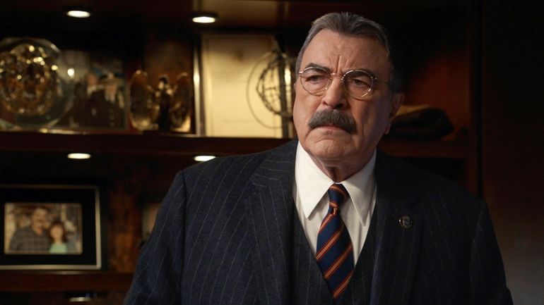 Tom Selleck stars as NYPD Commissioner Frank Reagan on CBS'...