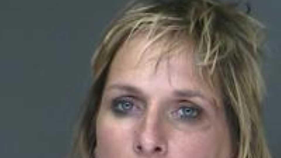 Bay Shore woman faces bank robbery charges - Newsday