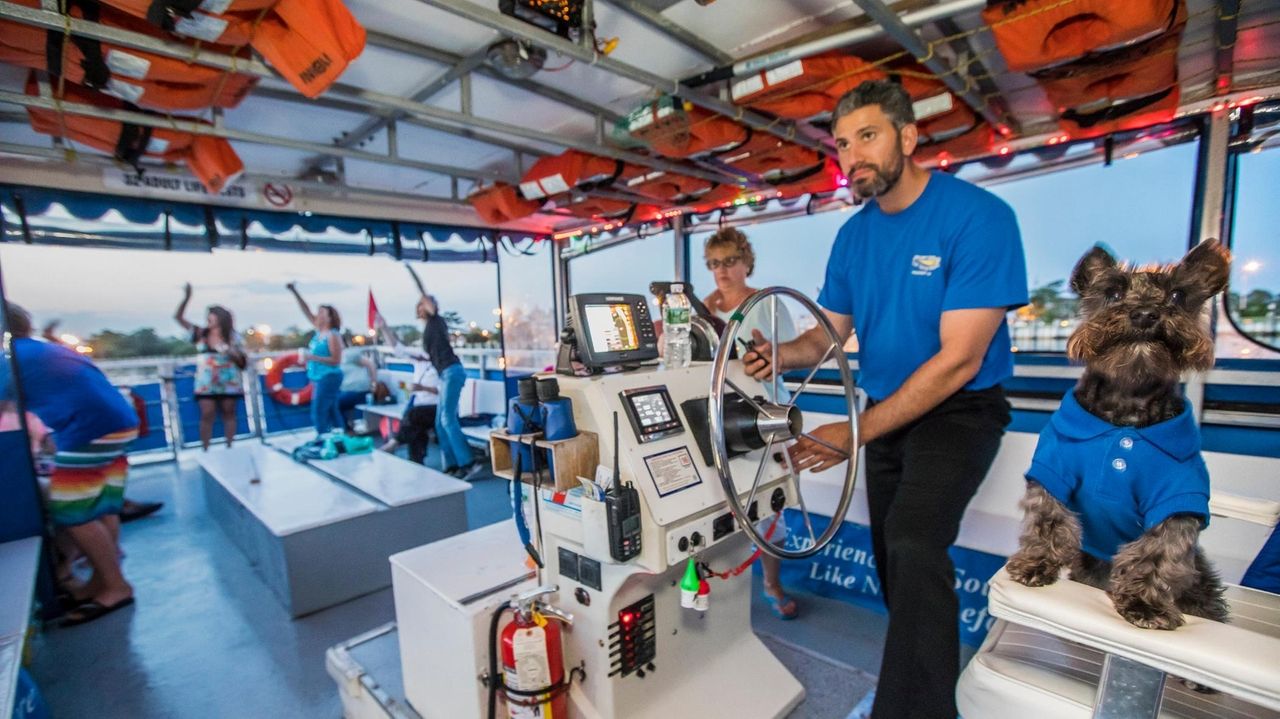 Partyboat cruises on Long Island - Vimarsana News