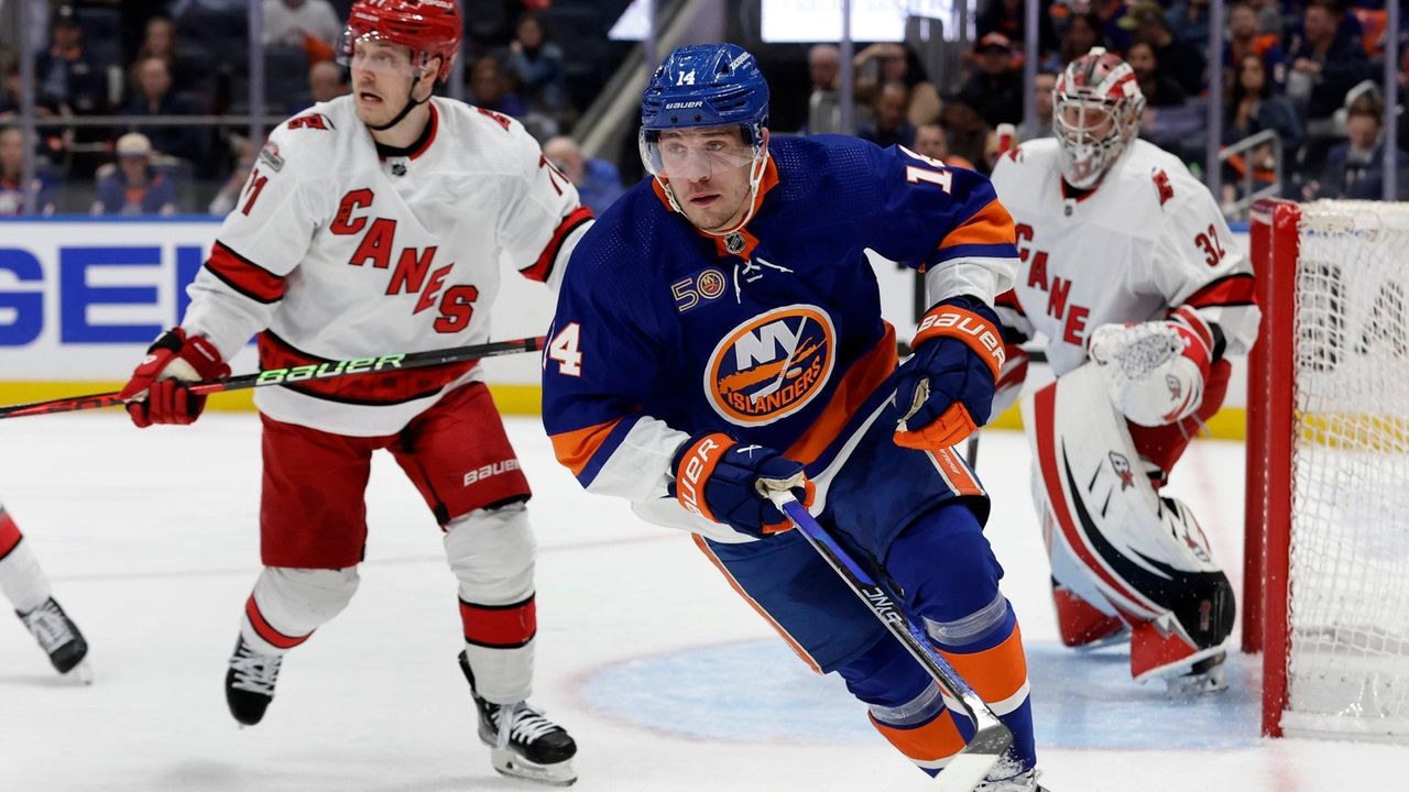 Game 6 a second straight 'Game 7' for Islanders Newsday