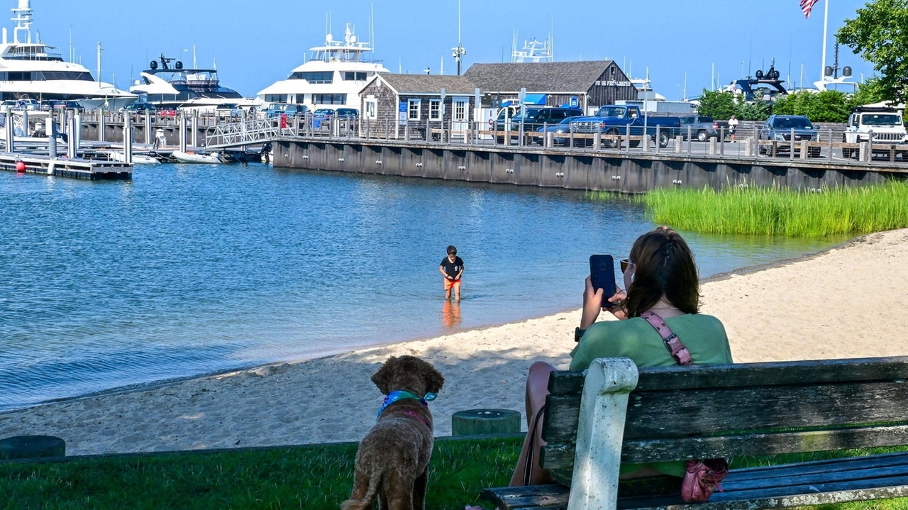 https://cdn.newsday.com/ace/c:Y2MyM2ViMDktMzg5ZS00:YTM3ZmVlNGUtNTY5OS00/landscape/1280