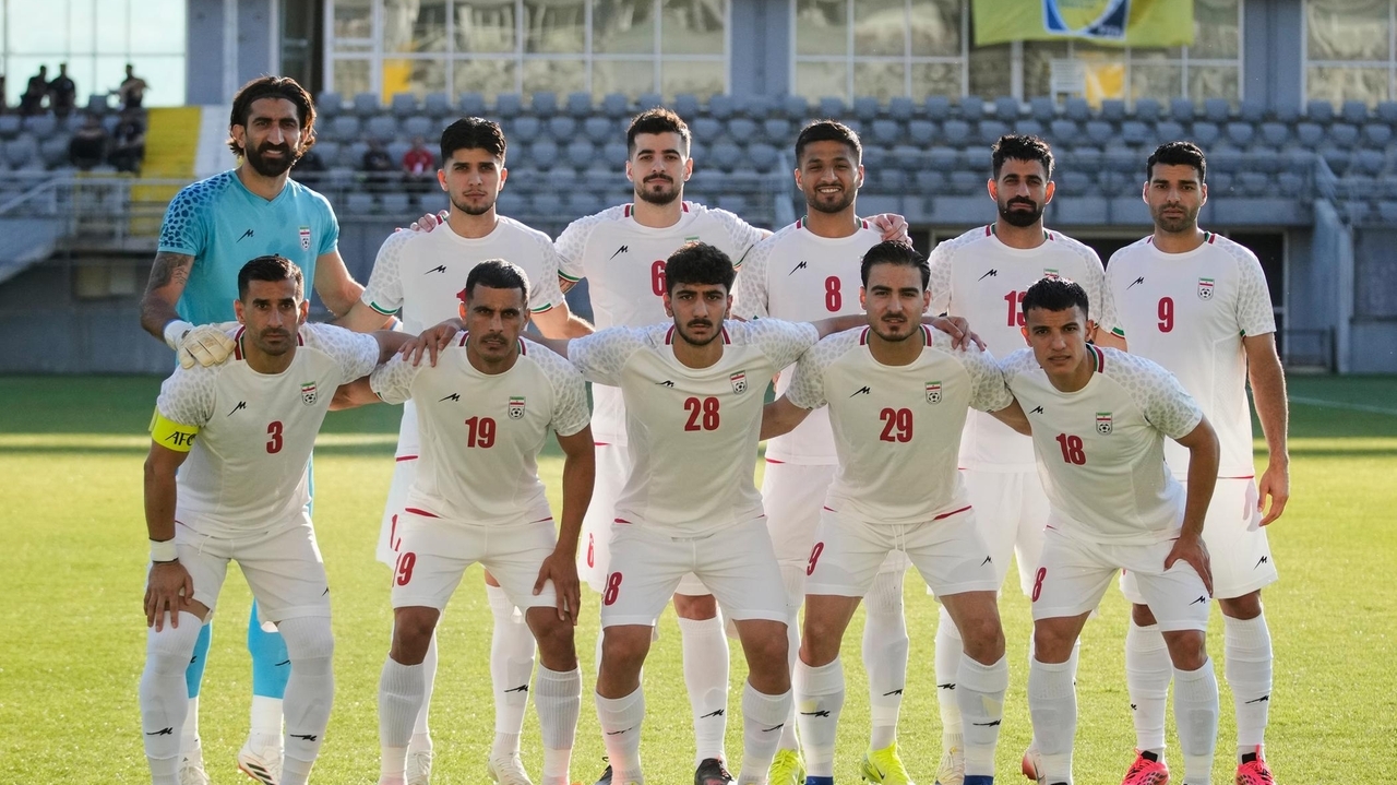 Iran finalizes World Cup squad with 17 home-based players and no Azmoun