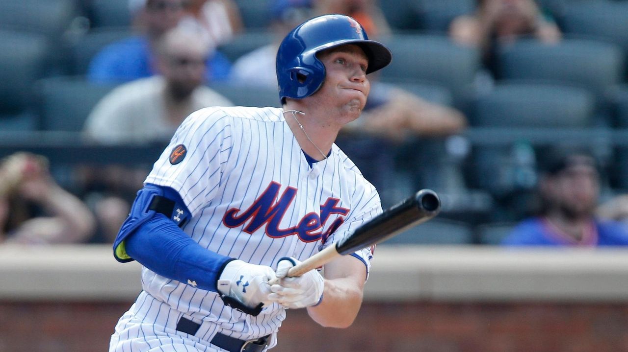 Mets' Brandon Nimmo has torn ligament in left index finger