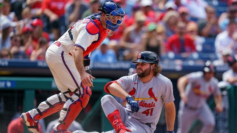 Kyle Schwarber and Aaron Nola lead the way as Phillies bounce back to slam  Cubs, 12-3