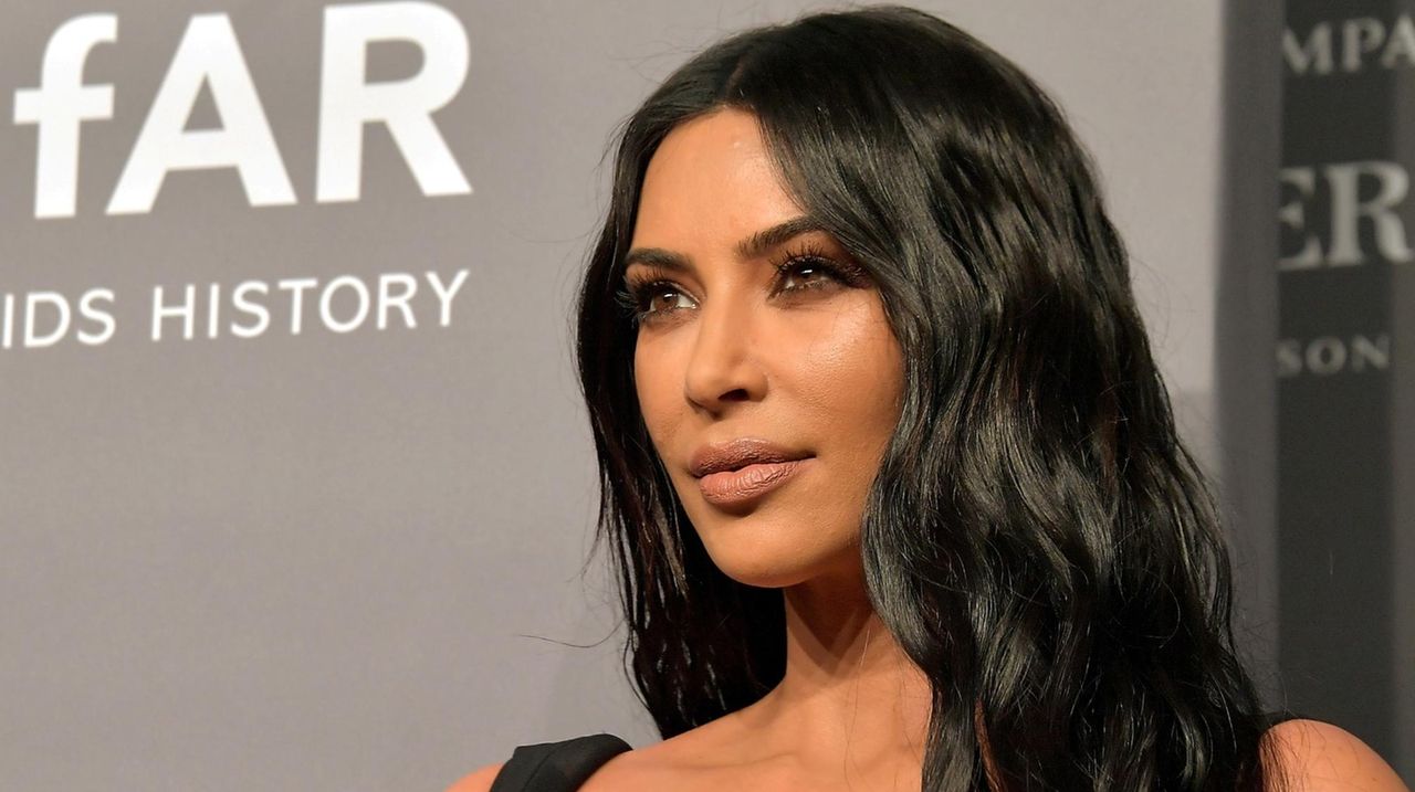 Kim Kardashian faces backlash over shapewear name, 'Kimono' Newsday(02)