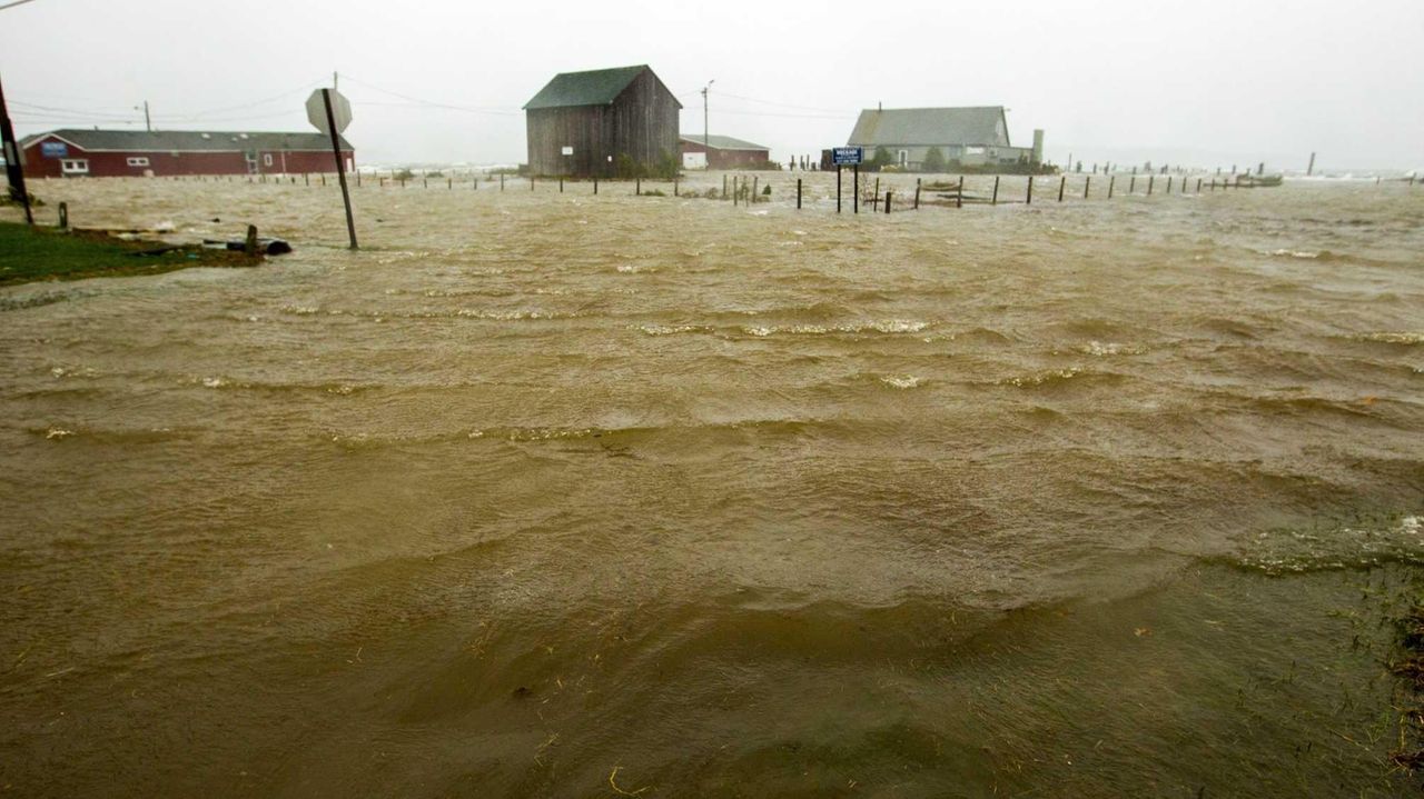 Superstorm Sandy, Record Warmth Defined 2012 Weather - Newsday