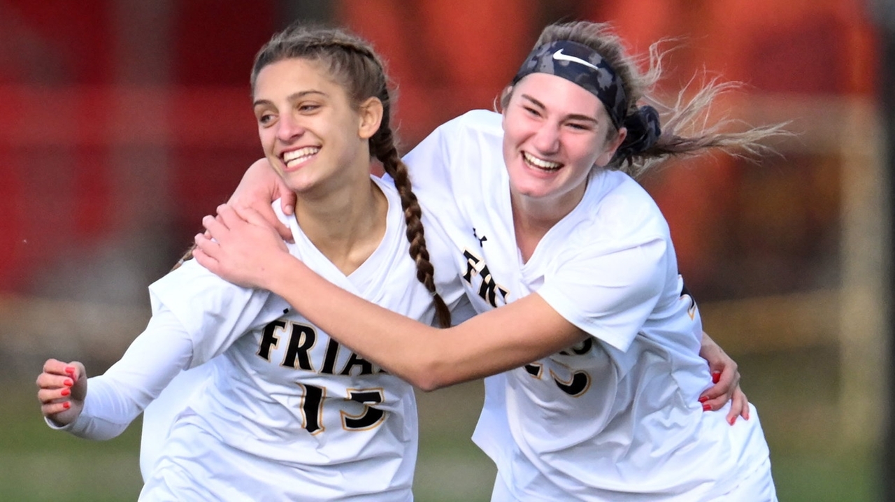 St. Anthony's girls soccer wins fifth straight state title - Newsday