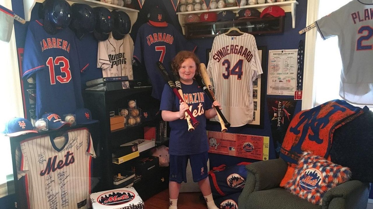 Mets fan commemorates team's World Series appearance with ferocious Mr. Met  tattoo - Newsday