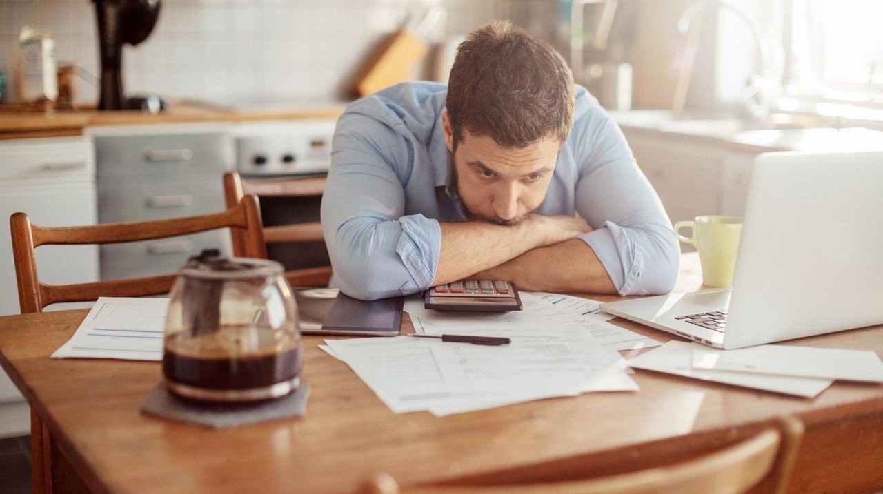 7 signs you’re in debt over your head - Newsday