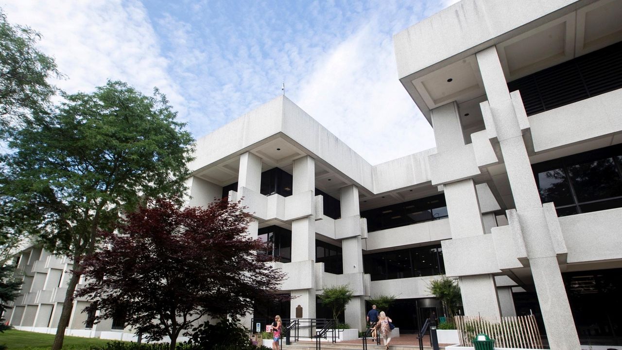 Brookhaven names Felix Wienclaw as new tax assessor Newsday