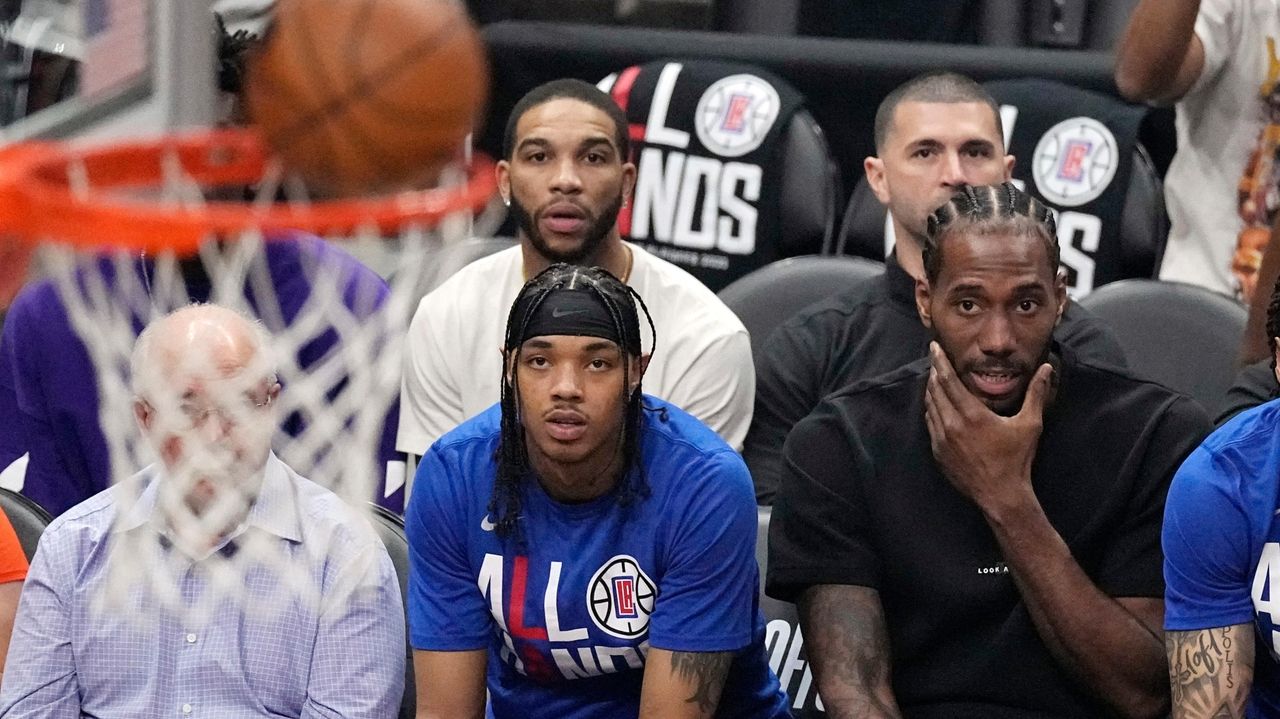 Scottie Barnes scores 23 points, sprains foot in Raptors' win over Wizards  in preseason finale - Newsday