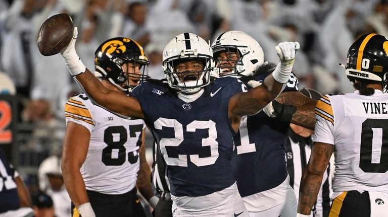 No. 7 Penn State Shuts Out No. 24 Iowa In 31-0 White Out Rout