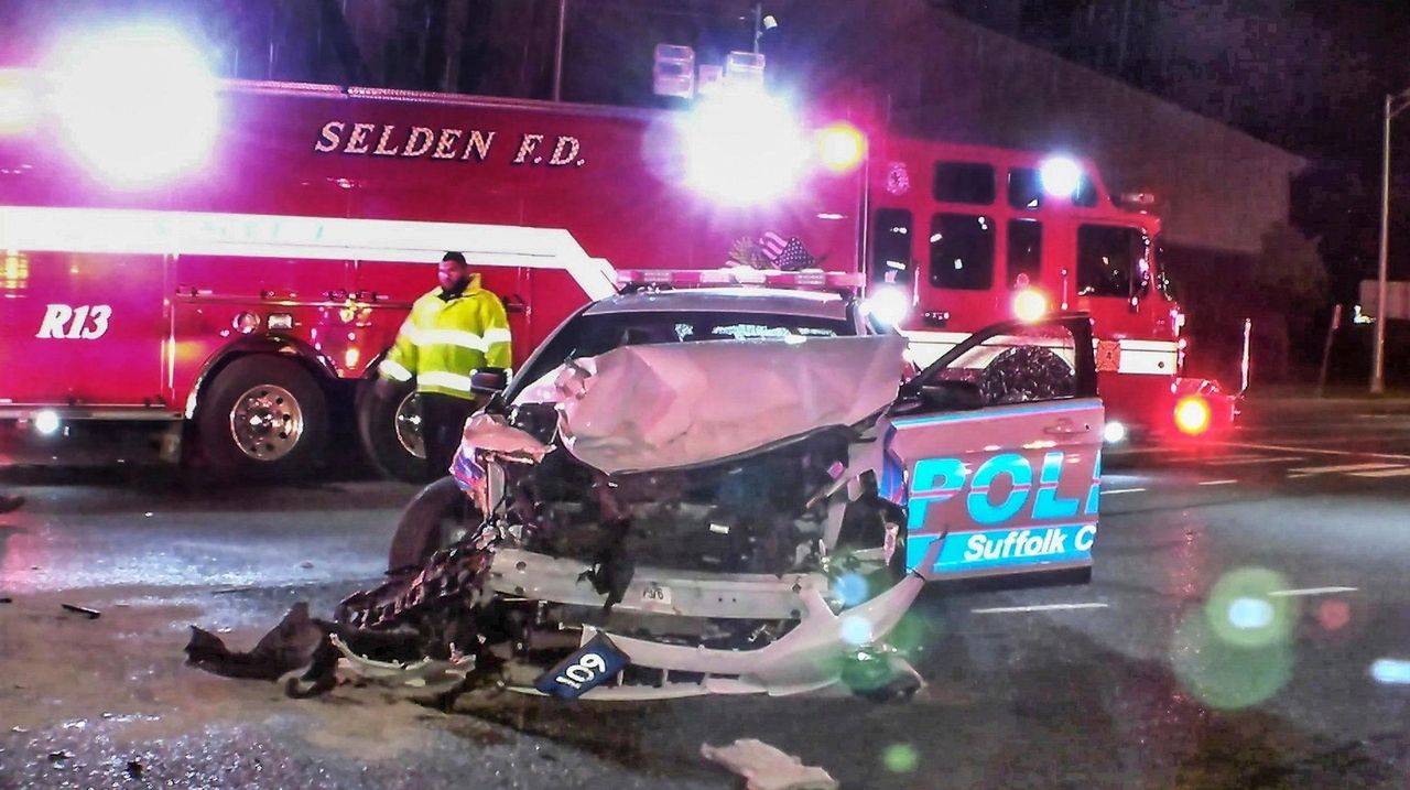 Suffolk officer injured in two-car crash in Coram - Newsday