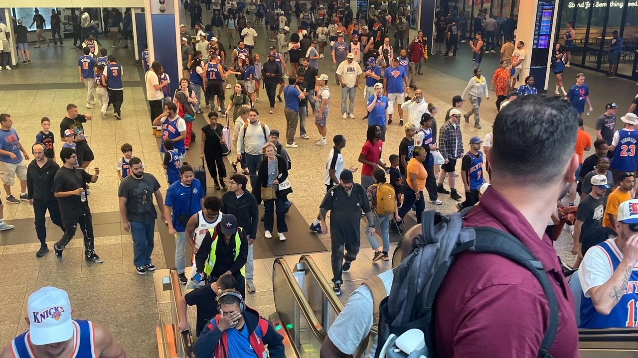 Off-peak LIRR ridership hit record in June, while on-time performance drops