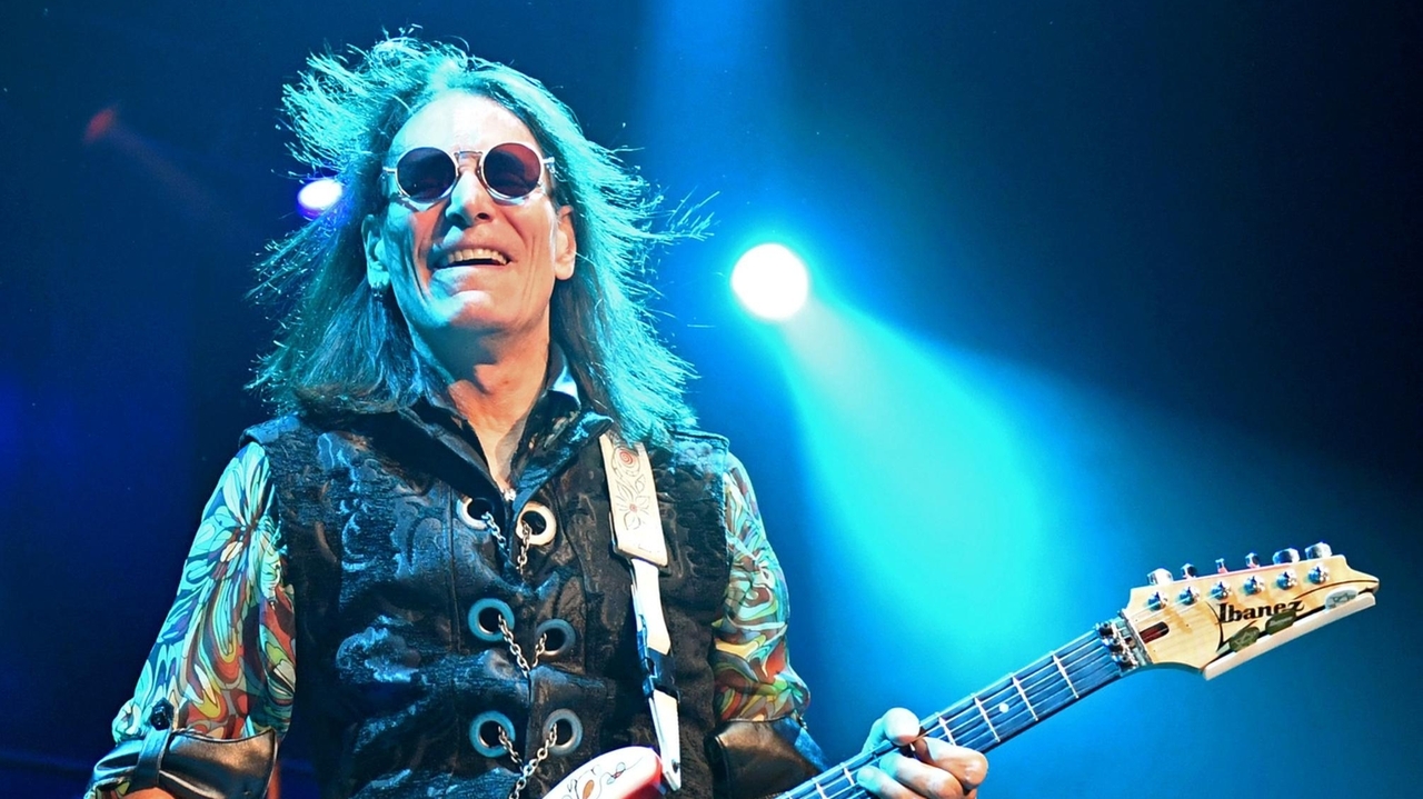 young steve vai net worth 2018 - Ilustrasi 2