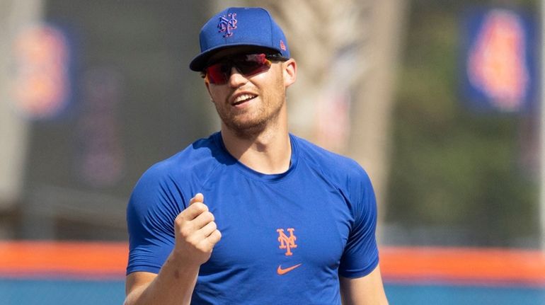 Brandon Nimmo out of Mets' lineup Saturday with sore wrist