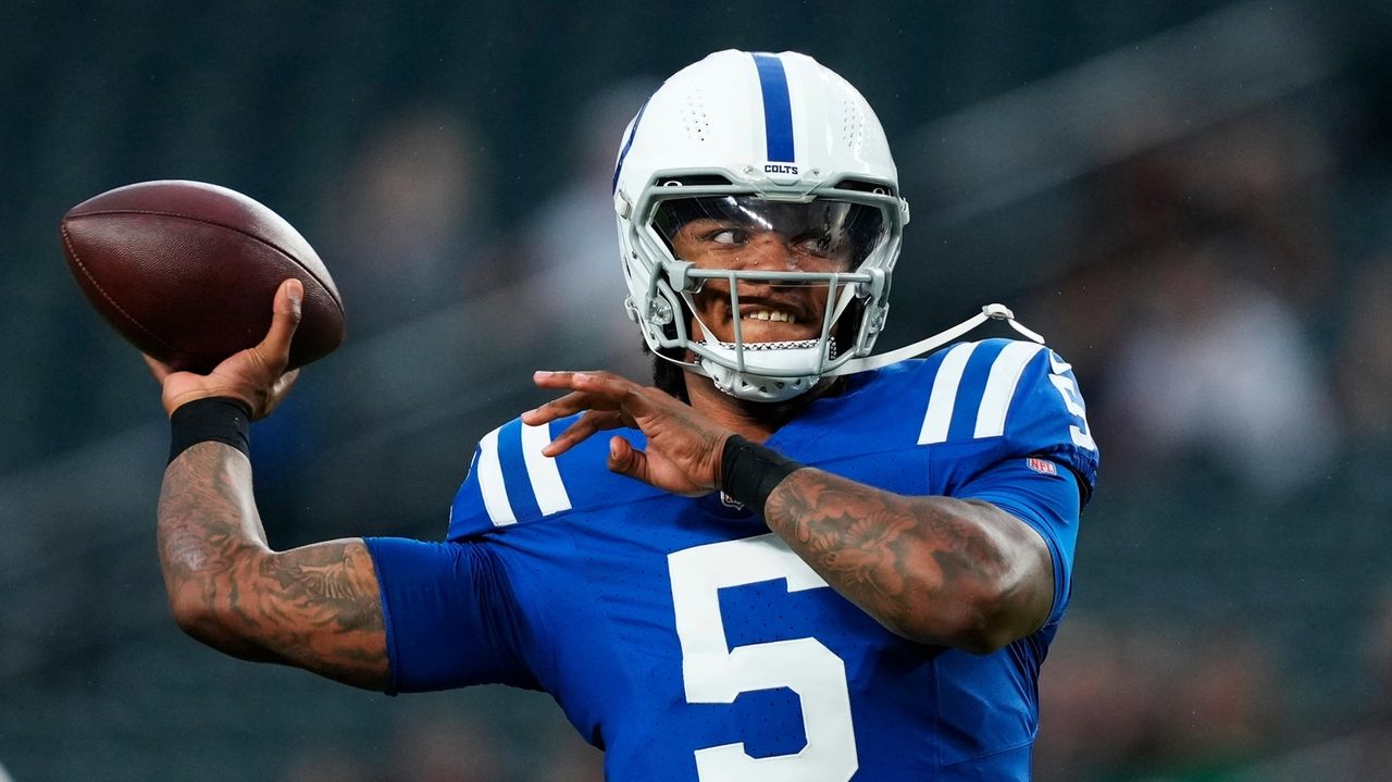 Colts Darius Leonard on expectations for Indy QB: Just put the team first