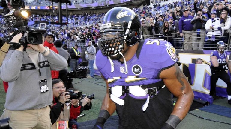 Ray Lewis is out for the season - Newsday