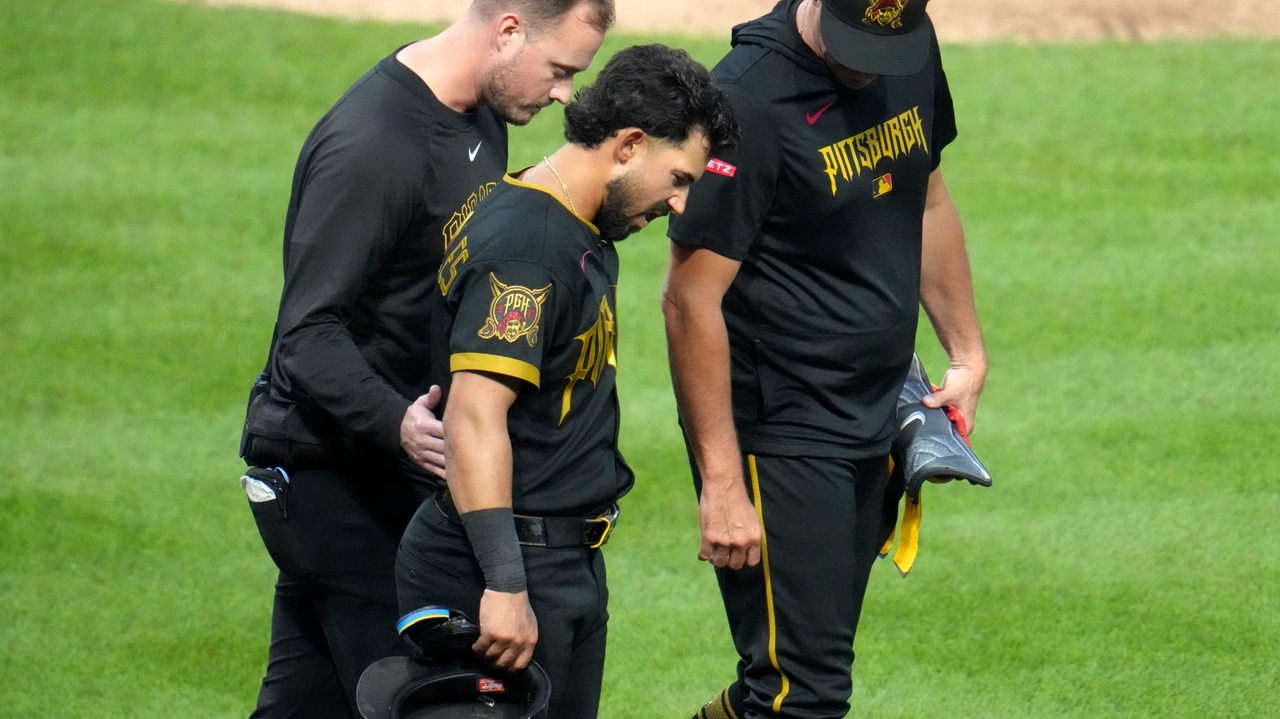 Pirates 3B Nick Gonzales forced from game after being hit by pitch