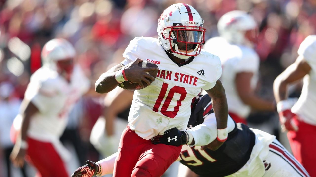 FBS Jacksonville State plays its first bowl, faces Louisiana